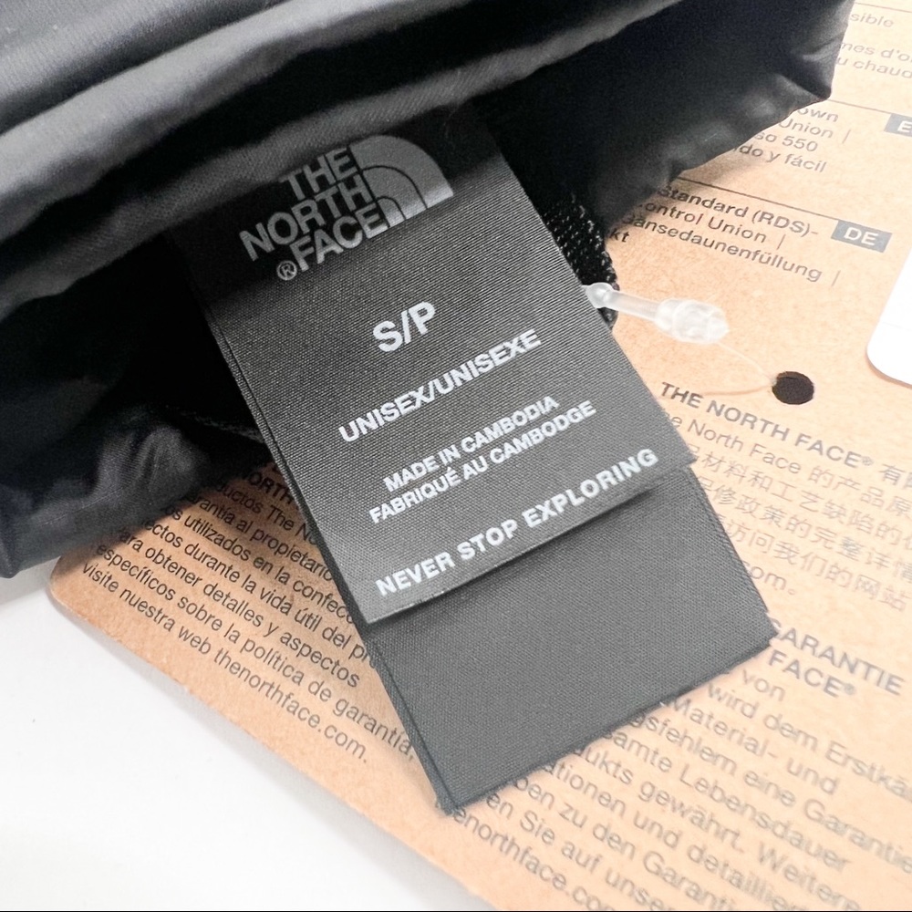 The North Face Nuptse Mittens - Picture 6 of 10